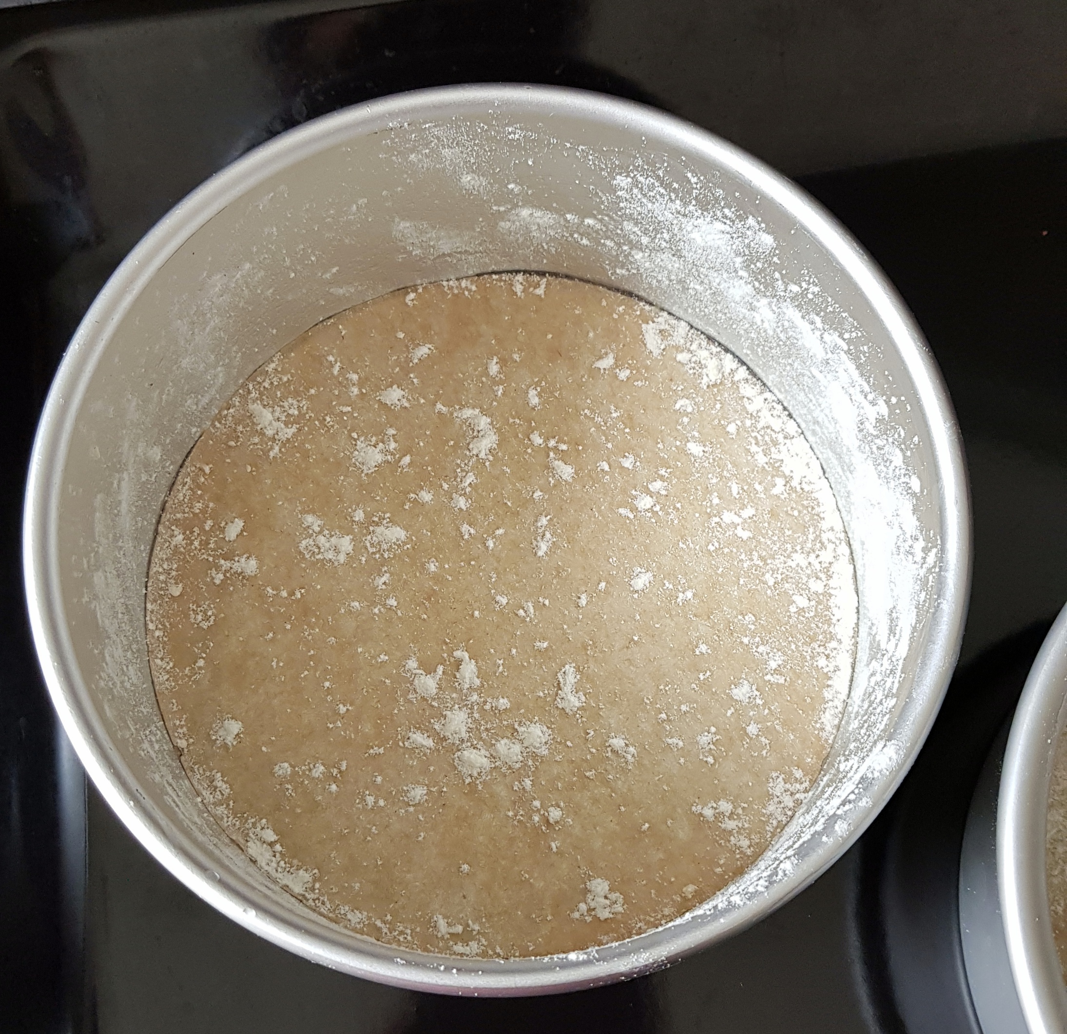 a round cake tin lined