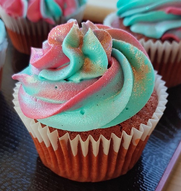 Eggless red velvet cupcakes with cream cheese frosting