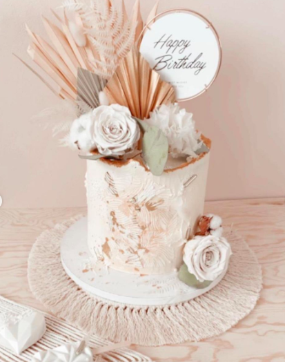 image of dried blooms cake