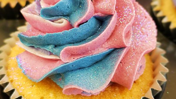 How to Blend Buttercream Colours